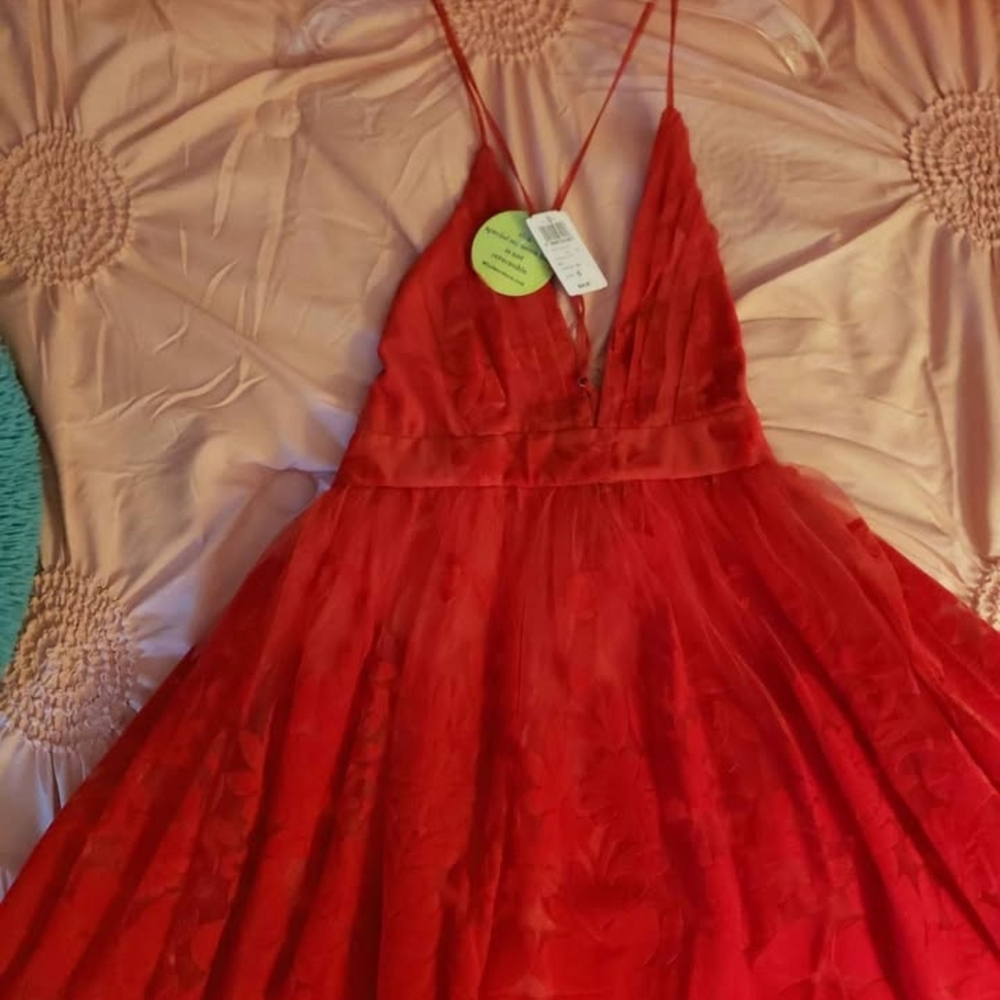 Elegant Red V-Neck Dress